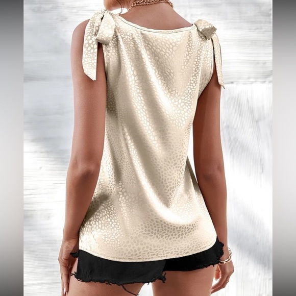 Boho Leopard Print Satin Sleeveless Blouse - Picture 10 of 16